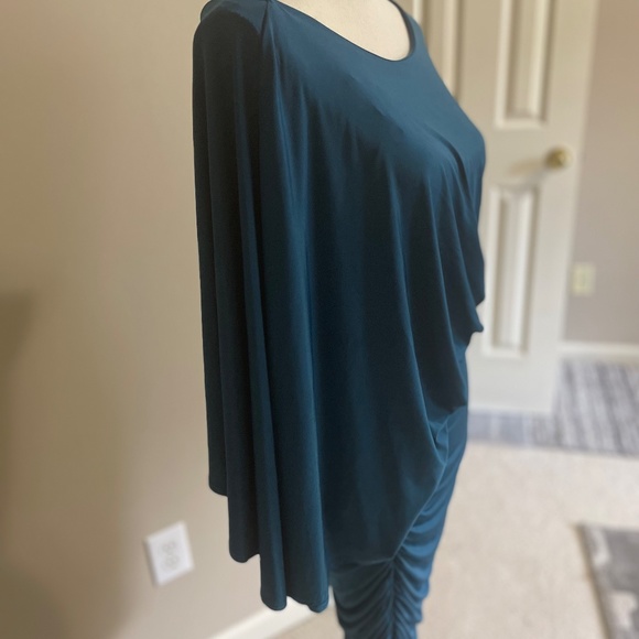 Jun & Min Elegant One Shoulder Dress - Picture 4 of 8